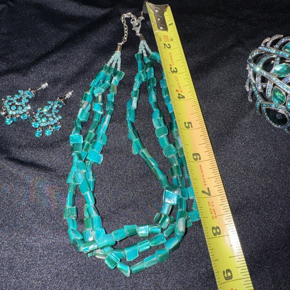 Lot Of 3 Pieces Of Stunning Turquoise Rhinestone Jewelry Set with MOP Necklace - Picture 9 of 10
